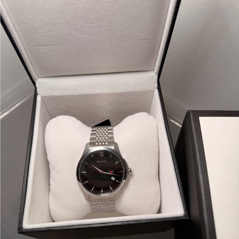 Gucci G-Timeless Slim Steel Bracelet Black Mens Watch YA126309 - Picture 3 of 7